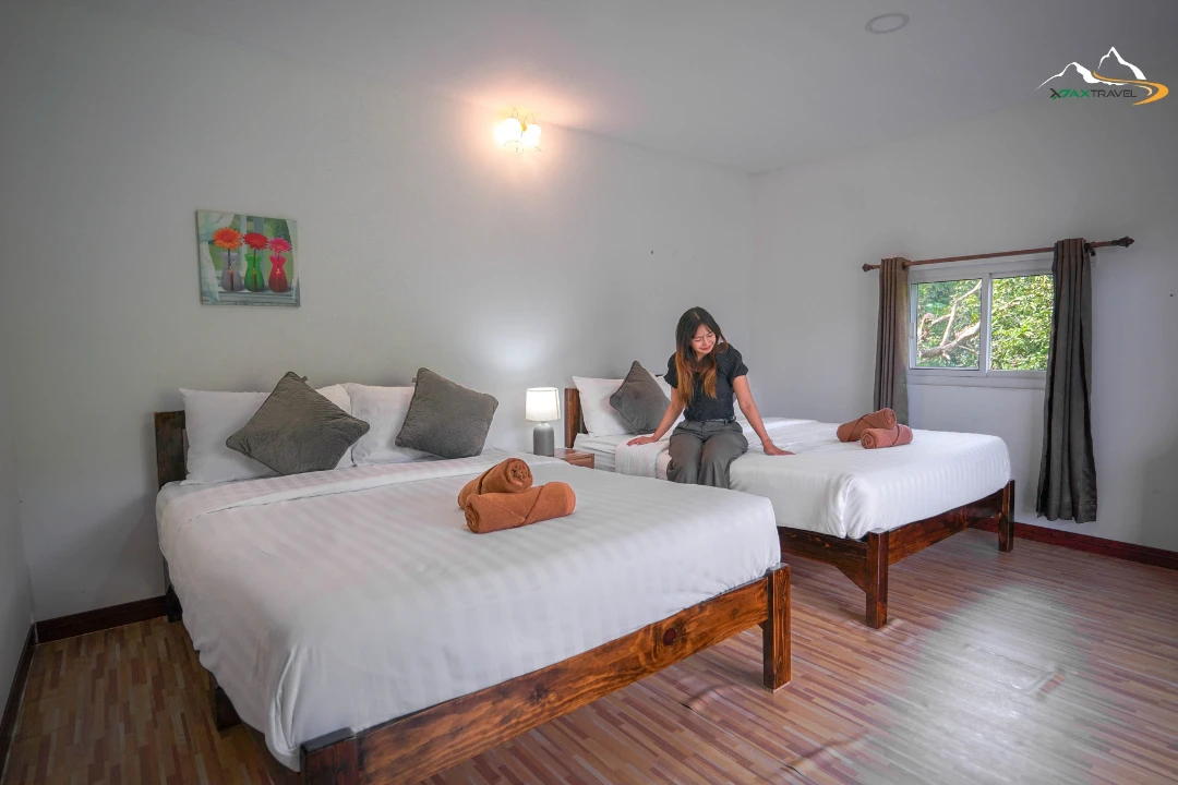 XPAXTravel-HubkhaosawanHomestay-Chiangmai-Homestay-ห้องพักเชียงใหม่อ่างน้ำชมวิว ที่ หุบเขาสวรรค์ โฮมสเตย์ เชียงใหม่ | Outdoor bathtub at Hub khao sa wan Homestay Chiang Mai - ฟินกับการแช่น้ำท่ามกลางภูเขา | relaxing soak with mountain view